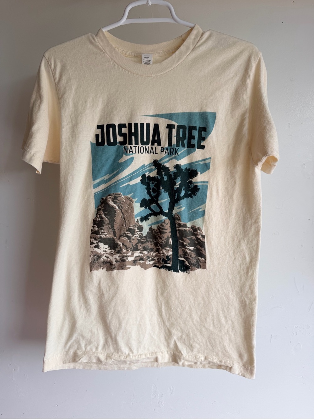 Joshua Tree National Park Graphic Tee - Cream